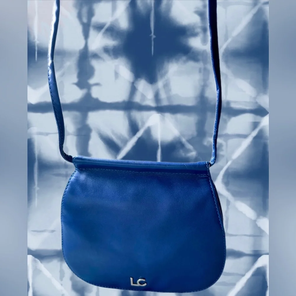 Liz Claiborne Vintage Royal Blue Leather Crossbody   NWOT